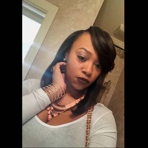 Meet your Posher, Tay